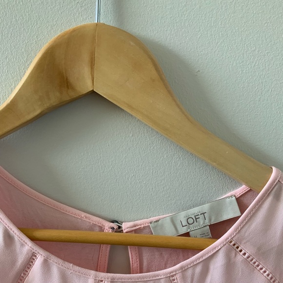 Loft - 10$ Pink sleveless flowy top 🐳 2/16$ - Picture 5 of 11